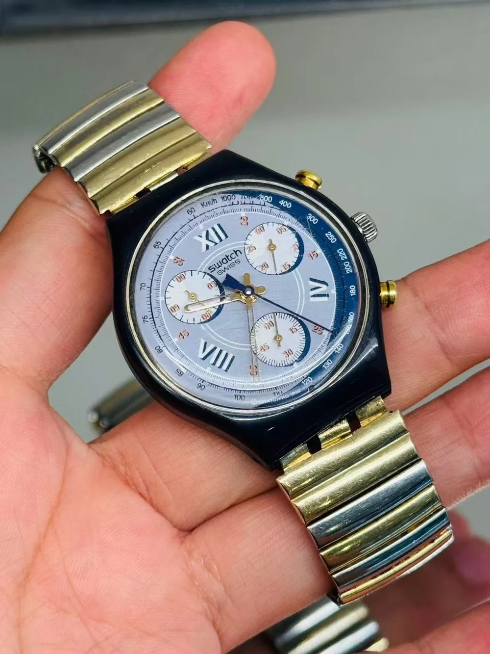 Vintage Swatch Swiss Men’s Watch Chronograph  Gold Tone 32mm New Battery Runs